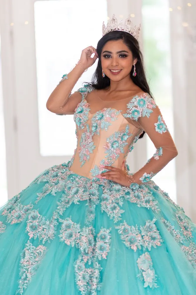 Quinceanera ready for her party in Minneapolis mn